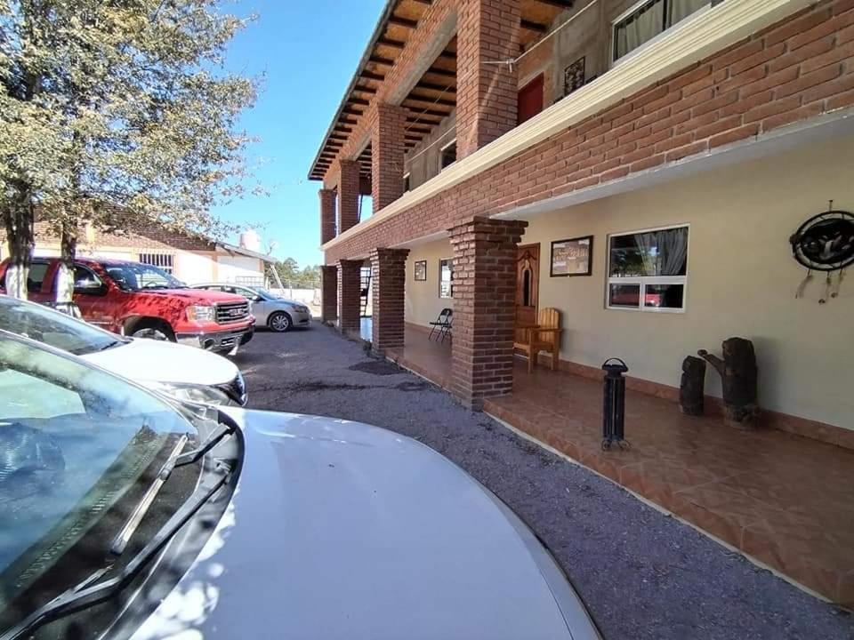 Hotel Hacienda Las Barrancas Del Cobre Areponapuchi Екстер'єр фото